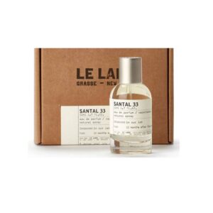 عطر له لابو سانتال 33Le Labo Santal 33یونیسکس با رایحه‌ای چوبی، دودی و کمی گلی